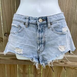 BDG Urban Outfitters Essential denim short mid rise distressed